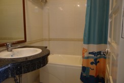 4.-bathroom