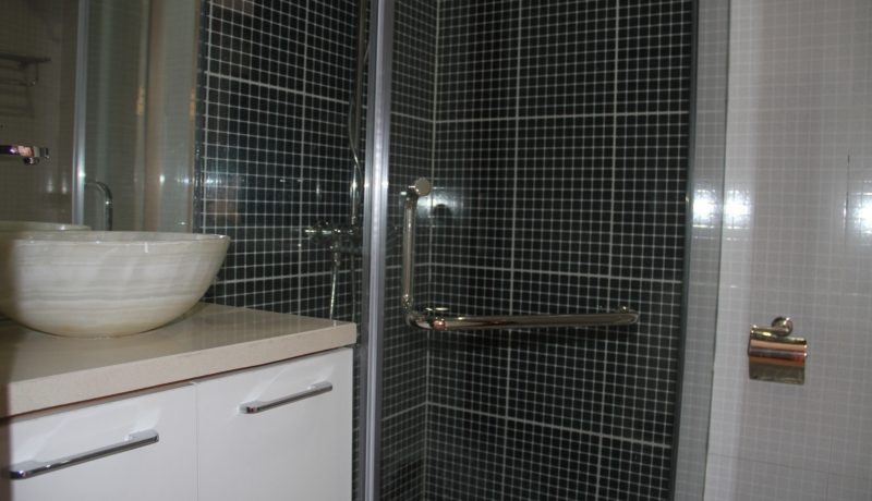 tay-ho-apartment-12