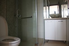 tay-ho-apartment-13