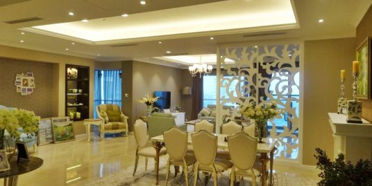 Stunning Apartment in L2 building Ciputra
