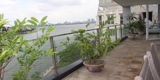 Lakeview Apartment for rent in Tay Ho