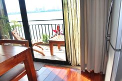 Cho thuê căn hộ tuyệt đẹp ven hồ Tây
