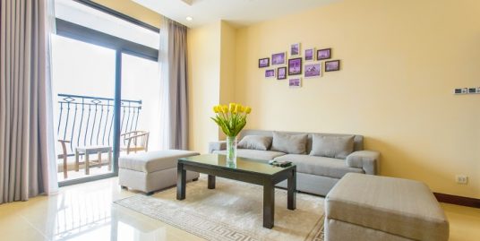 Apartment 02 bedrooms for rent in R4 building Royal City