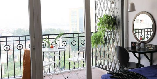 Ba Dinh Apartment Rentals in 6 Doi Nhan Building
