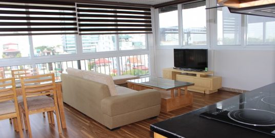 New high-floor apartment for rent in Ba Dinh