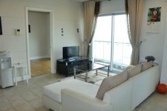 golden-westlake-apartment-05