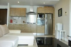 golden-westlake-apartment-07