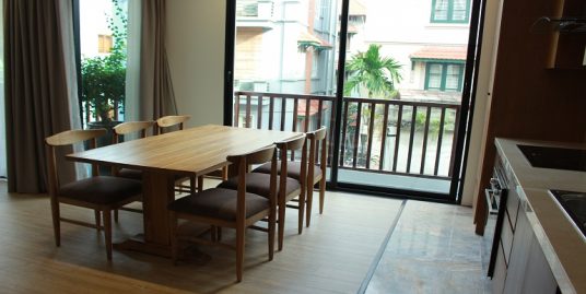 Three bedroom apartment in Tay Ho for rent