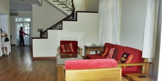 Ciputra villa for rent with 4 bedrooms at block C5