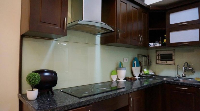 flat-for-rent-in-hoan-kiem-2