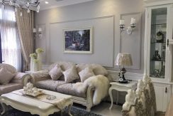 apartment for rent at Royal City