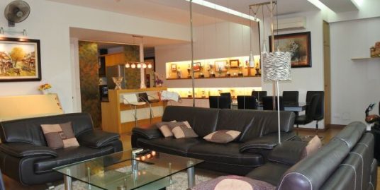 Good 3 bedroom apartment Ciputra for rent