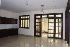 Cho thuê biệt thự Ciputra, 198m2, 5 phòng ngủ, không đồ