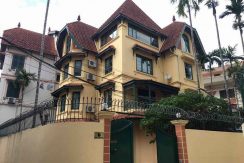 Rental classic villa with outdoor pool in Tô Ngọc Vân