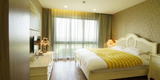 Charming modern bathroom in Ciputra apartment