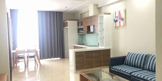 Fully furnished apartment in Trang An Complex