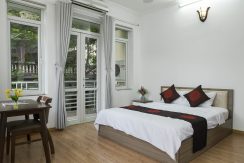 Cho thuê căn hộ gần hồ Trúc Bạch