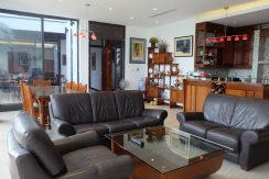 Kitchen + Living room 03