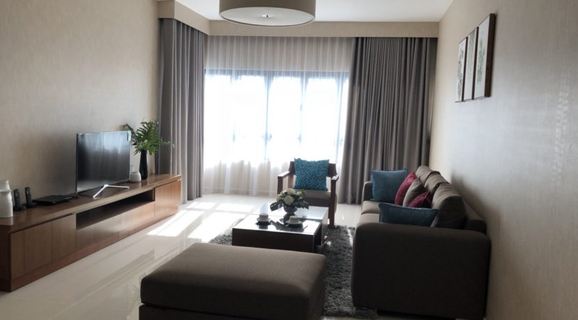 Cheap 3 bedroom apartment Mulberry Lane