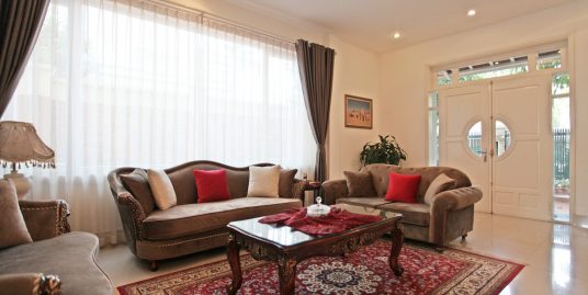 Luxury Villa Ciputra Hanoi with 5 bedrooms for rent