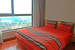 Vinhomes Nguyễn Chí Thanh view hồ