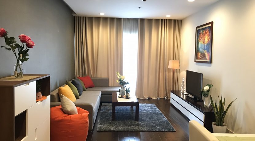 Living room (2)