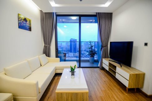 Well-equipped Apartment Vinhomes Metropolis for rent