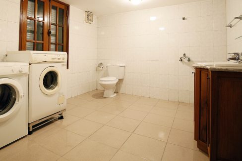 26. washing room on base ment - Copy