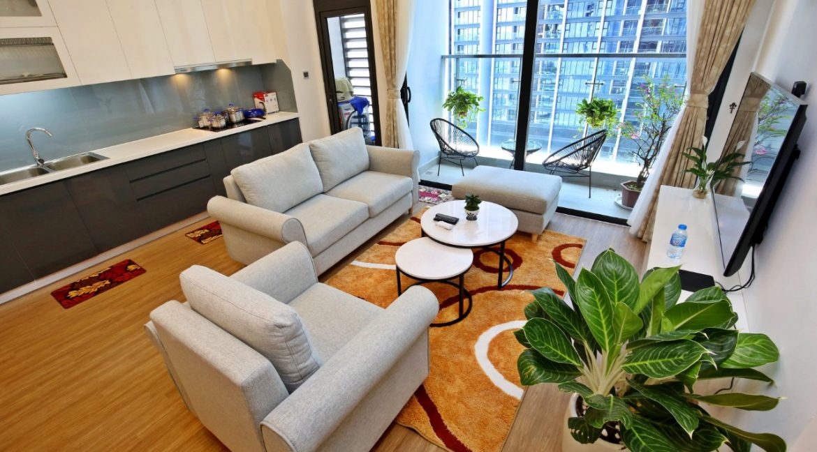 Charming Apartment in Vinhomes Metropolis for rent