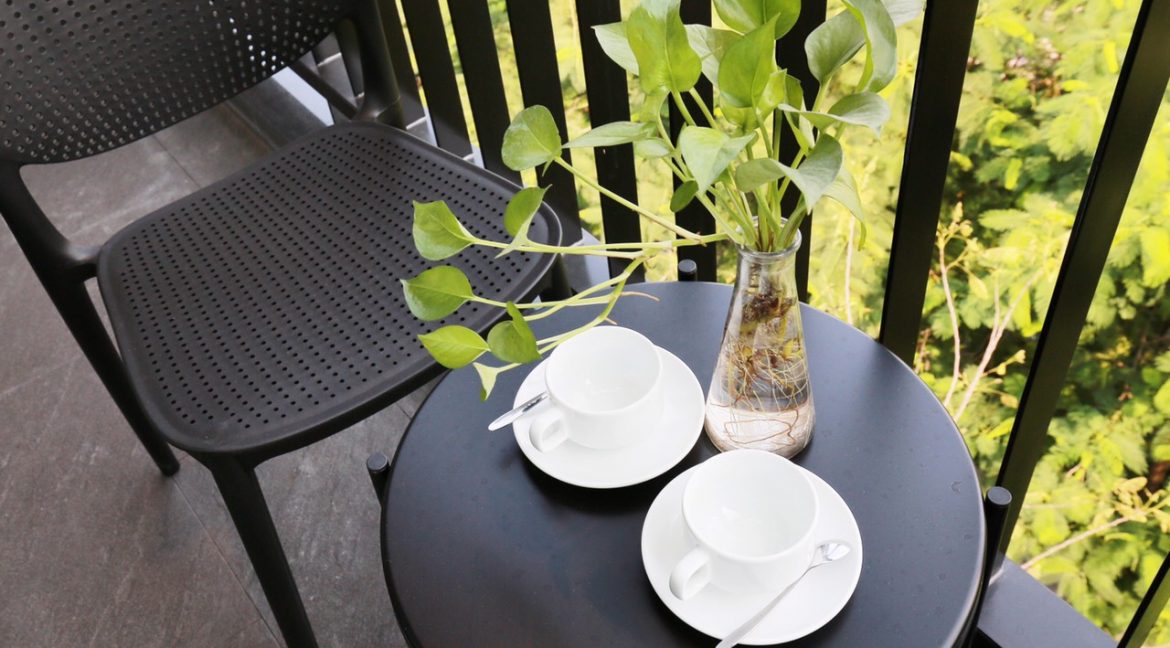 balcony (3)