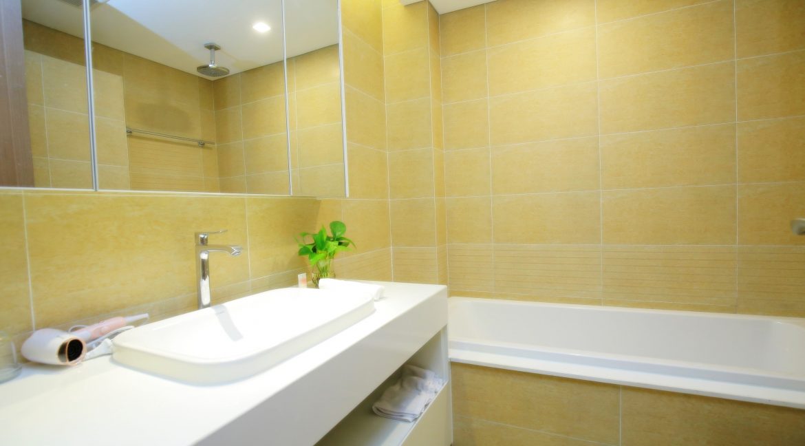 bathroom1 (4)