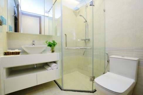 bathroom2 (1)