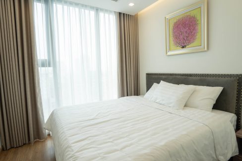 bedroom1 (3)