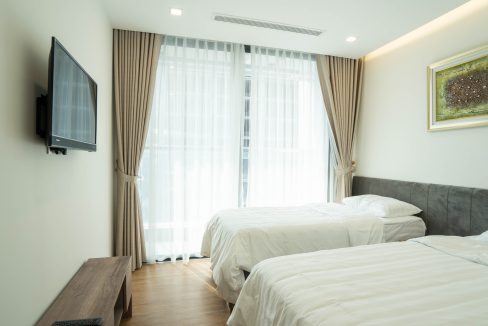 bedroom2 (2)