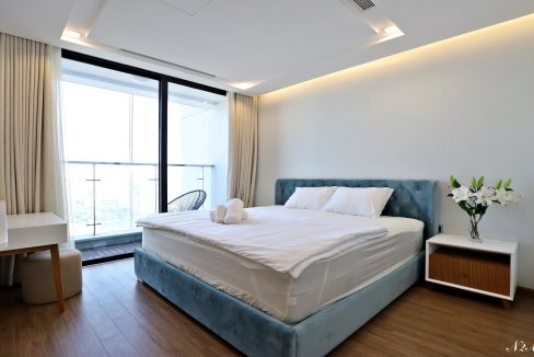 Master bedroom (2)